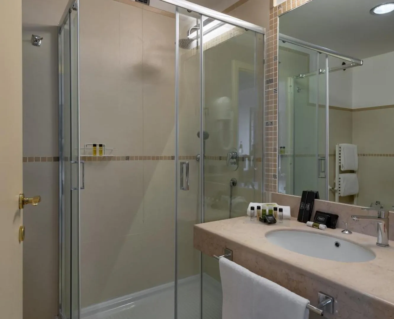 Grand Hotel Sofia Noto 4*,